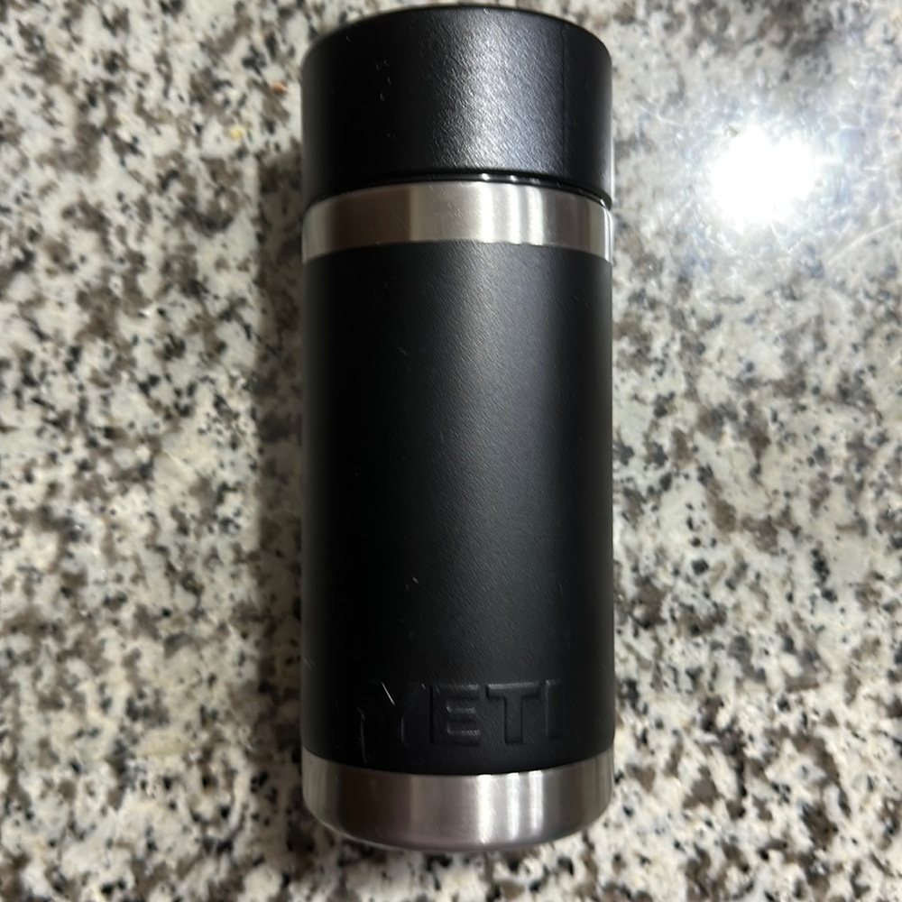 12 oz YETI black water bottle